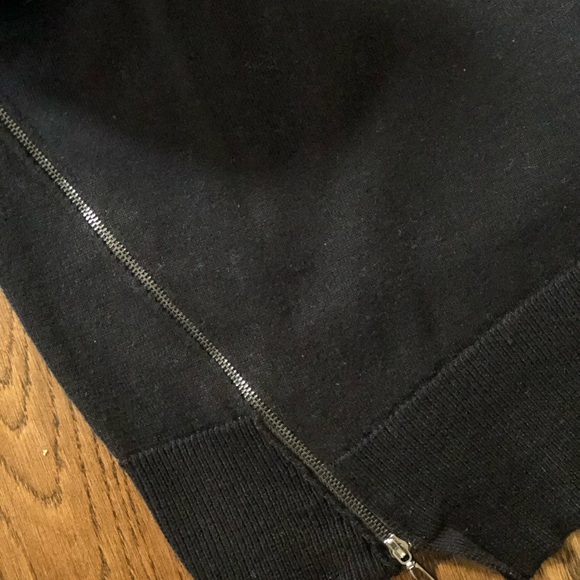 Sexy black knit dress with zipper detail on bottom - Picture 5 of 6